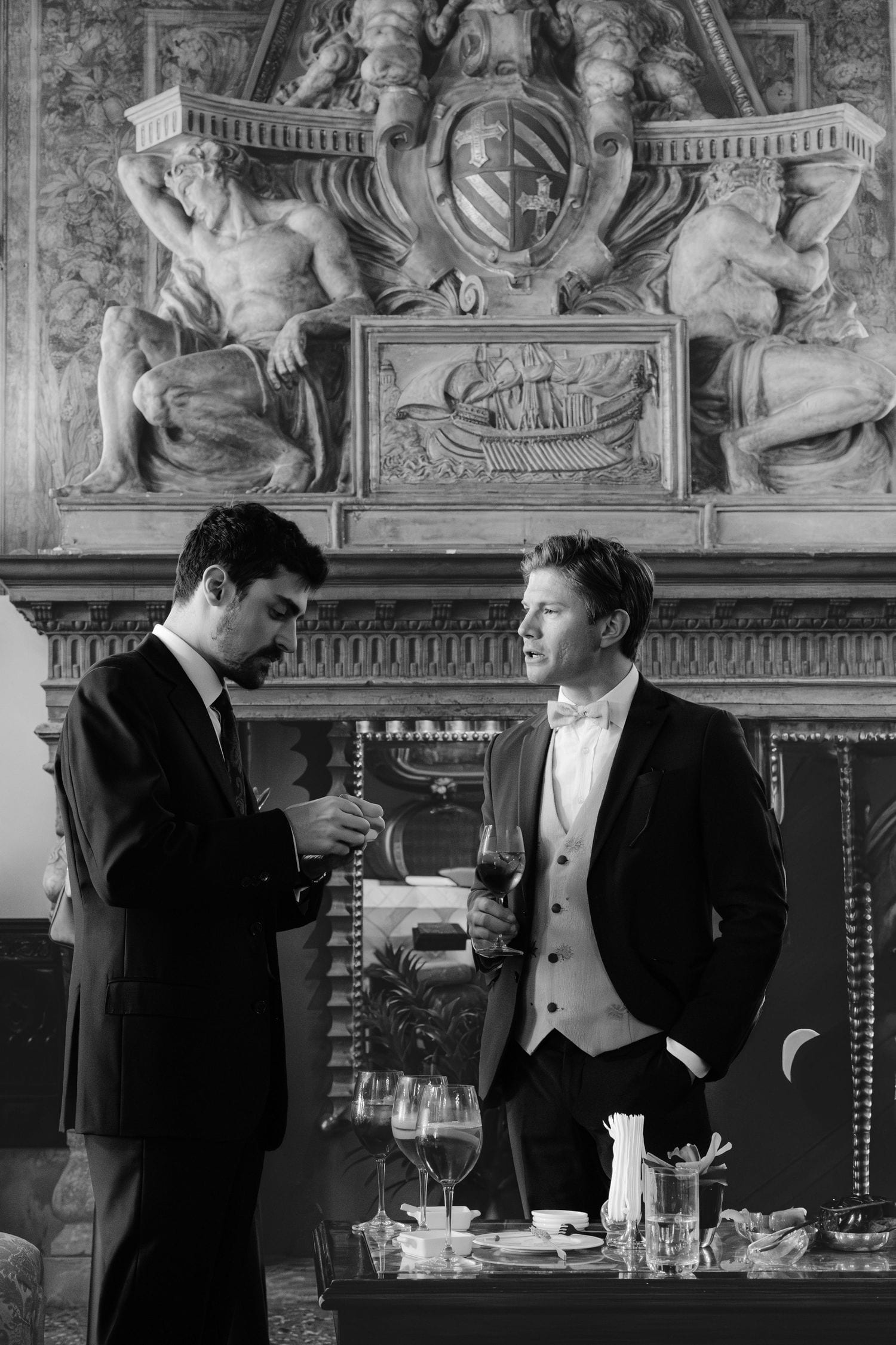 Ospiti durante un ricevimento di matrimonio all'Hotel Danieli a Venezia